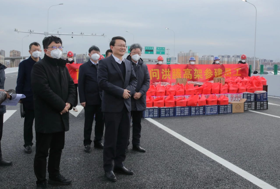市长万广明走访慰问重大重点项目建设者_w66国际app