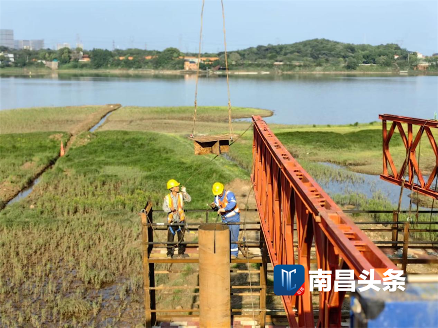 抢抓进度建设者们坚守一线为项目按下“加速键”_w66国际app